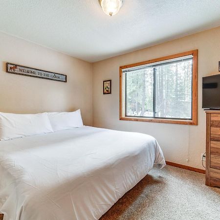 Family-Friendly Truckee Cabin In Tahoe Donner! Exterior photo